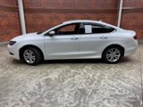 Used 2016 Chrysler 200 Limited image 3