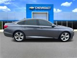 Used 2018 Honda Accord Touring image 2