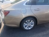 Used 2022 Chevrolet Malibu LT image 2
