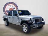 Used 2023 Jeep Gladiator Sport image 2