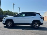 New 2025 Jeep Compass Limited image 4