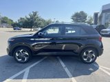 Used 2024 Hyundai Venue SEL image 2