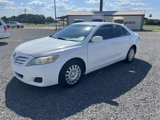 Used 2011 Toyota Camry LE image 2