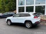 Used 2015 Jeep Cherokee Latitude w/ Comfort/Convenience Group image 2