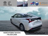 Used 2020 Toyota Prius LE image 3