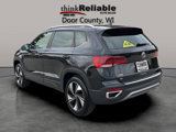 Used 2024 Volkswagen Taos SE w/ Panoramic Sunroof Package image 4