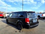 Used 2019 Dodge Grand Caravan SE image 3