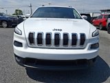 Used 2015 Jeep Cherokee Latitude image 2