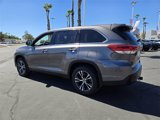 Certified 2019 Toyota Highlander Plus image 6