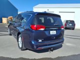 Used 2017 Chrysler Pacifica Touring-L image 5