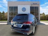 Certified 2021 Volkswagen Atlas SE image 4