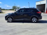 Used 2020 Nissan Kicks S image 4