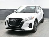 Used 2021 Nissan Kicks SV image 2