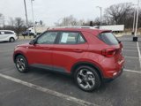 Used 2021 Hyundai Venue SEL image 3