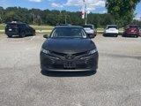 Used 2018 Toyota Camry LE image 2