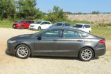 Used 2019 Ford Fusion SE image 2