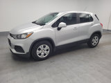 Used 2017 Chevrolet Trax LS image 2