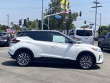 Used 2023 Nissan Kicks SV image 2