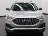 Certified 2023 Ford Edge SE image 3