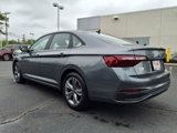 Certified 2022 Volkswagen Jetta SE image 4