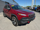 Used 2016 Jeep Cherokee Trailhawk image 2