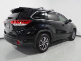 Used 2018 Toyota Highlander XLE image 6