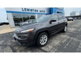 Used 2017 Jeep Cherokee Latitude w/ Cold Weather Group image 4