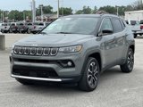 Used 2022 Jeep Compass Limited image 3