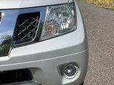 Used 2018 Nissan Frontier SV image 2