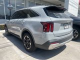 Used 2025 Kia Sorento S image 6