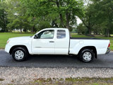 Used 2013 Toyota Tacoma 2WD Access Cab image 3