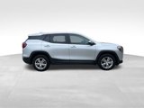 Used 2022 GMC Terrain SLE image 4