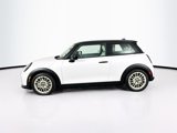 Used 2025 MINI Cooper 2-Door Hardtop image 4
