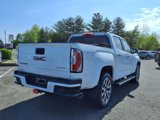 Used 2019 GMC Canyon Denali image 3