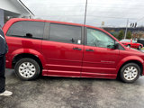Used 2008 Chrysler Town & Country LX w/ PWR & Remote Entry Group image 2