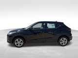 New 2025 Nissan Kicks Play S image 5
