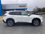 Used 2023 Nissan Rogue SV image 2