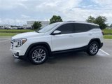 Used 2022 GMC Terrain SLT image 2