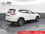 Used 2016 Nissan Rogue SL image 2