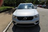 Used 2020 Volvo XC40 T5 Momentum w/ Protection Package image 2