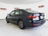 Used 2019 Volkswagen Jetta SEL image 2