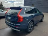 Used 2022 Volvo XC90 T6 Momentum image 3