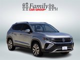 Used 2023 Volkswagen Taos SE image 2
