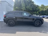 Used 2020 Jeep Grand Cherokee Laredo image 2