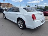 Used 2018 Chrysler 300 Touring L image 5