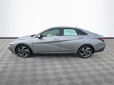 New 2025 Hyundai Elantra SEL image 4