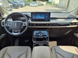 Used 2021 Lincoln Nautilus FWD image 3