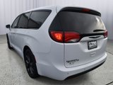 Used 2020 Chrysler Pacifica Touring w/ S Appearance Package image 6