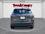 Used 2019 Jeep Compass Latitude w/ Cold Weather Group image 4