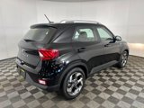Used 2024 Hyundai Venue SEL image 3